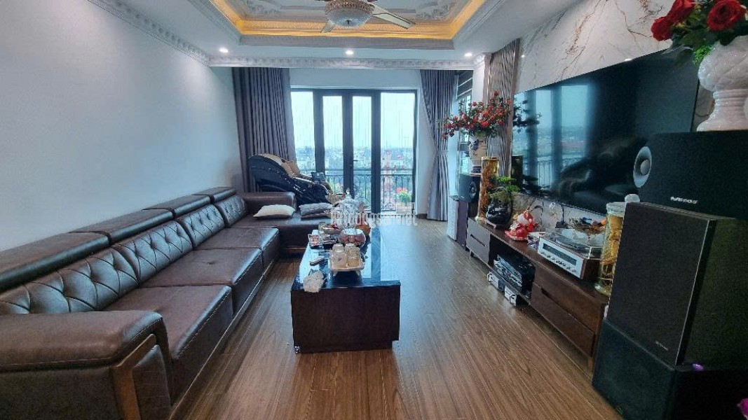 🥰8 TẦNG NỔI, 1 TẦNG HẦM, MẶT ĐƯỜNG QUỐC LỘ 32 - KINH DOANH SẦM UẤT - VỈA HÈ ĐÁ BÓNG