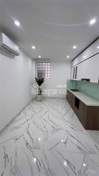 Bán Nhà 6 Tầng Thang Máy 47m², 9 Phòng Full Nội Thất, Trung Tâm Ba Đình - Giá Chỉ 11.3 Tỷ!