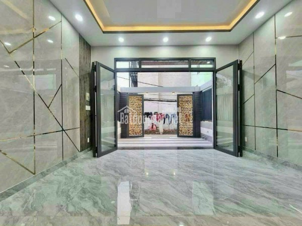NHÀ MỚI 3 TẤM
NGANG 3 DÀI 10
KHU DÂN CƯ CÓ 4 TỶ