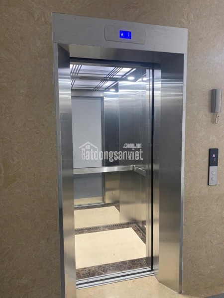 Chính chủ cho thuê nhà diện tích lên tới 290 m2, 3 tầng mới xây dc 6 tháng, oto tránh trước nhà,