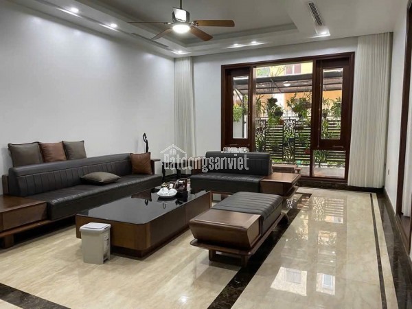 BÁN BIỆT THỰ CIPUTRA 180m2 HƯỚNG ĐÔNG NAM NHÀ MỚI ĐẸP HIẾM CÓ NHÀ BÁN