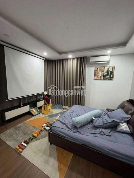 Siêu Hiếm - Phân Lô Quân Đội Hoàng Quốc Việt - Lô Góc - Ôtô – 3 Bước Ra Mặt Phố - 36M*6T – Nhỉnh