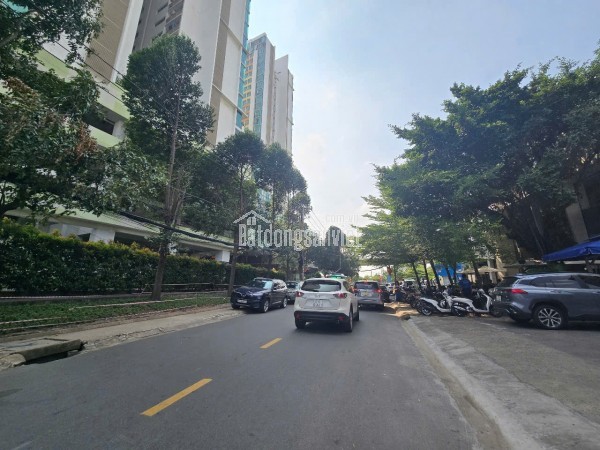 Bán MT đường sô 9 an phú , đất thổ cư DT = 175m2 Quận 2, giá bán 32 tỷ, sổ đỏ