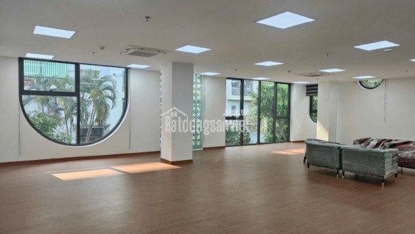 PHÂN LÔ VỈA HÈ – KĐT VĂN PHÚ – OTO TRÁNH – GARA – THANG MÁY – KINH DOANH ĐỈNH giá nhỉnh 24 tỷ
