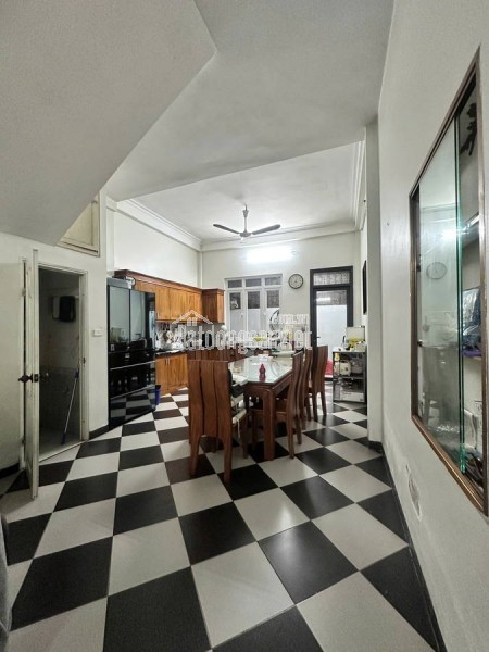 Bán Nhà Trần Cung - Ô TÔ Đỗ Cửa - Ngõ Thông Các Ngả