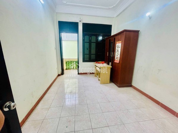 Bán Nhà Trần Cung - Ô TÔ Đỗ Cửa - Ngõ Thông Các Ngả