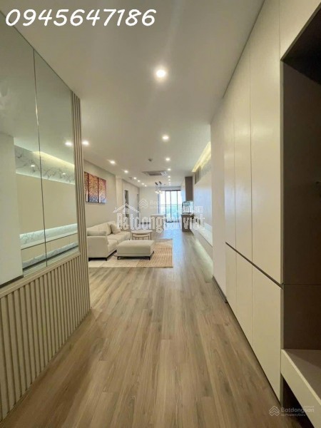 Căn góc đẹp full nội thất New Horizon City 87 Lĩnh Nam