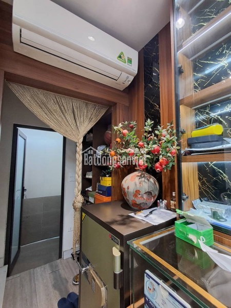 BÁN NHÀ HÀO NAM. 50M2 4 TẦNG GIÁ 17 TỶ- MẶT NGÕ TO NHƯ MẶT PHỐ- SAU QUY HOẠCH ĐƯỜNG 30M.