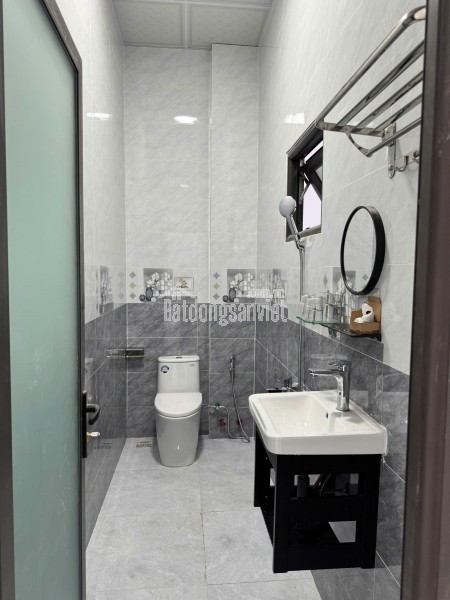CHO THUÊ NHÀ NGUYÊN CĂN 2 TẦNG 2 MẶT TIỀN HẺM Ô TÔ AN BÌNH PHƯỜNG 3 ĐÀ LẠT GIÁ 12 TRIỆU