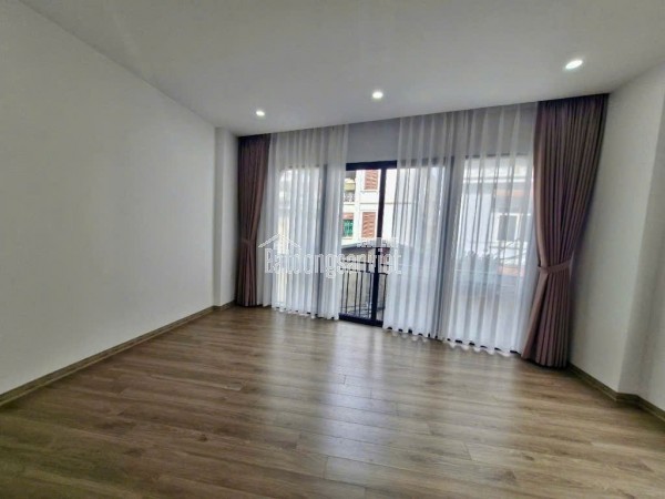 BÁN NHÀ MỚI ĐẸP - LÔ GÓC 2 THOÁNG - XE 4 CHỖ ĐỖ CỬA