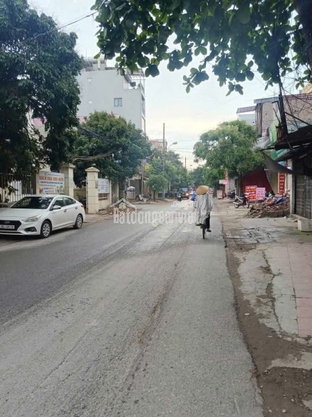 CHÍNH CHỦ  BÁN ĐẤT MẶT ĐƯỜNG KINH DOANH NGÀY ĐÊM, GIÁ CẦN BÁN GẤP, MẶT TIỀN RỘNG. GỌI NGAY