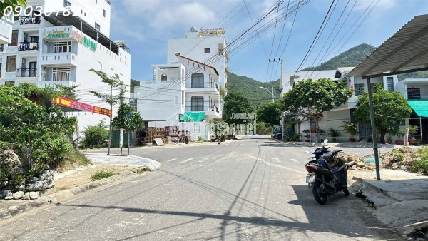 Cần bán 2 lô đất liền kề tặng 2 căn nhà tại Vĩnh Hòa