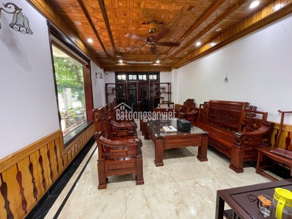 Bán nhà Nguyễn Khuyến Văn Quán 132m2, 4T, 3 mặt thoáng, sân vườn Giá 37 Tỷ