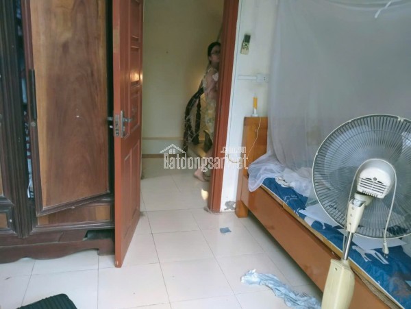 Bán nhà có Sân vườn phố Ngọc Trục 70m, mt7.5 giá 11.5tỷ.