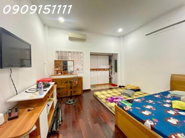 NHÀ ĐẸP 4 TẦNG- HẺM 8M- NGUYỄN THỊ THẬP- QUẬN 7- 60M2- CHỈ NHỈNH 7 TỶ