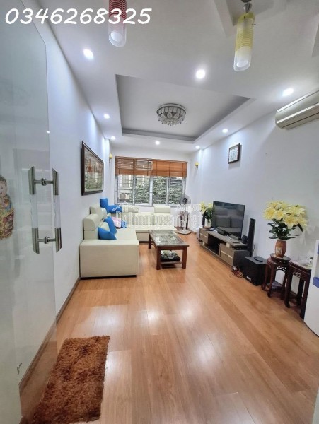 PHÂN LÔ - Ô TÔ TRÁNH - Ở SƯỚNG - VỈA HÈ - NHÀ ĐẸP KINH DOANH - CÁCH HỒ LINH ĐÀM CHỈ 30M