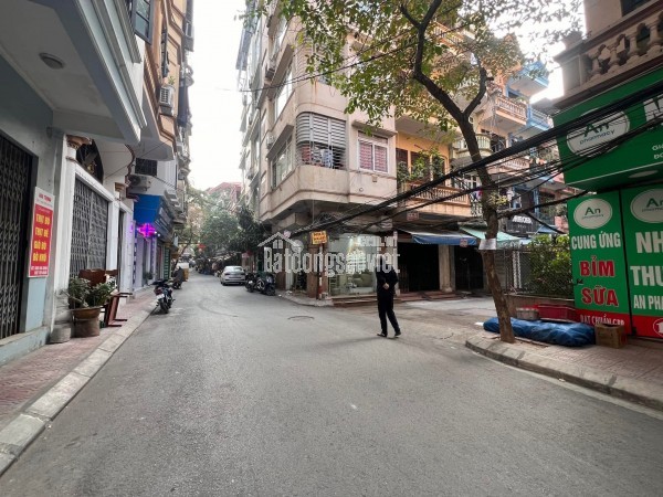 Nhà Phố Kim Mã- BA ĐÌNH 6.5 tỷ, 34M2 x6Tầng. Ngõ thông,ô tô tránh+kinh doanh