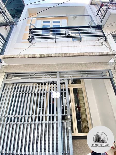 CHỈ HƠN 4 TỶ - CÓ NGAY CĂN NHÀ 2 TẦNG VUÔNG VỨC - NGANG 4 x DÀI 14 - SÁT BÊN EMART PHAN HUY ÍCH -
