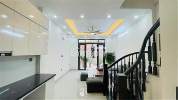NHÀ LIỀN KỀ 35m2 5 TẦNG – GẦN KĐT TRUNG HÒA TRUNG KÍNH , CẦU GIẤY – GIÁ CHỈ LOANH QUANH 7 TỶ