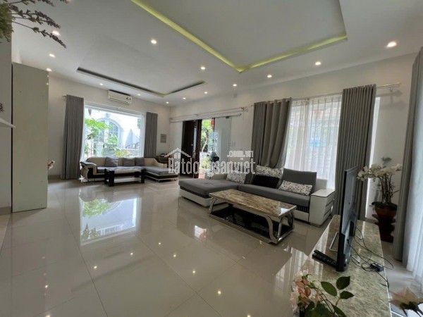 BÁN NHÀ MẶT TIỀN HOÀNG DIỆU p. VĨNH NGUYÊN RA BIỂN CHỈ 300M.