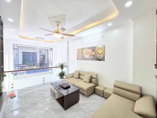 HIẾM- NHÀ VĂN QUÁN-HÀ ĐÔNG 32M X 5 TẦNG; 3 NGỦ GIÁ 5,02 TỶ Ở NGAY
