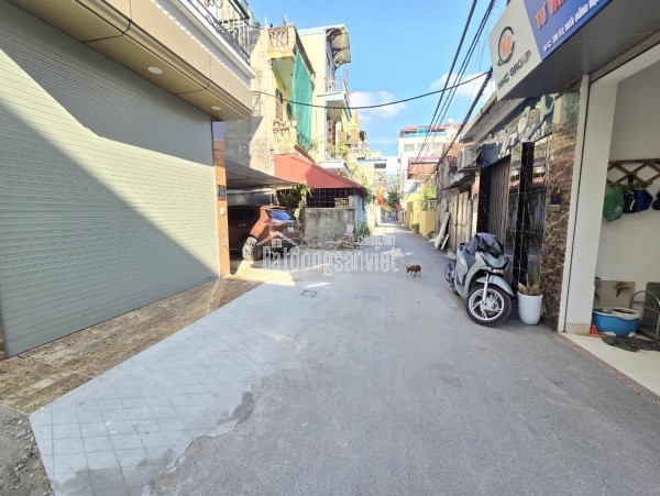 HIẾM- NHÀ VĂN QUÁN-HÀ ĐÔNG 32M X 5 TẦNG; 3 NGỦ GIÁ 5,02 TỶ Ở NGAY