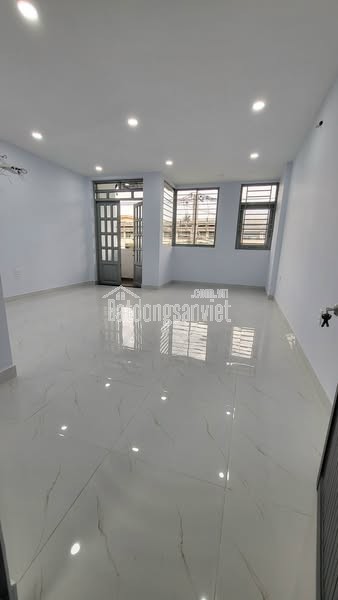 Bán nhà cũ Lũy Bán Bích – 3 tầng – 5.2m x 18m – Hẻm xe tải 10m - Chỉ 6.3 tỷ