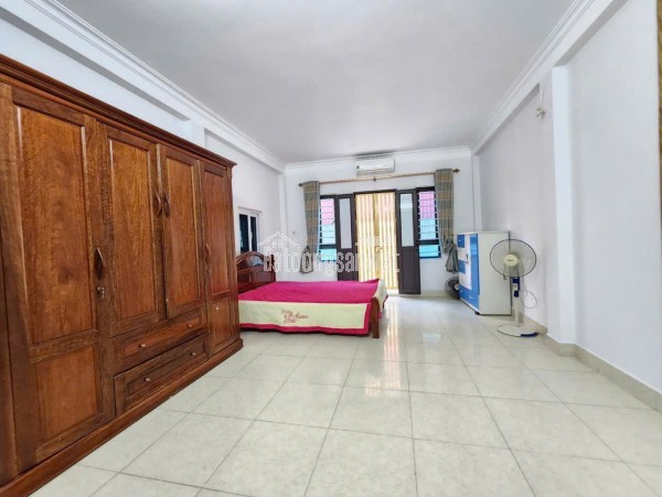 Bán Nhà Đại Đồng Vĩnh Hưng 38m 5 Tầng 4 Phòng Tặng Hết Nội Thất Sổ Đỏ