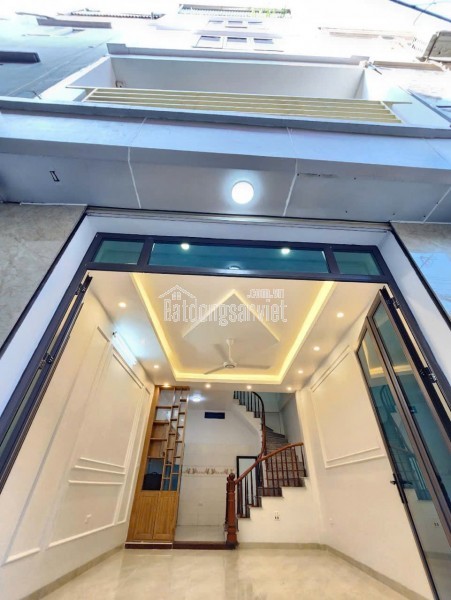 Bán Nhà Đại Đồng Vĩnh Hưng 38m 5 Tầng 4 Phòng Tặng Hết Nội Thất Sổ Đỏ