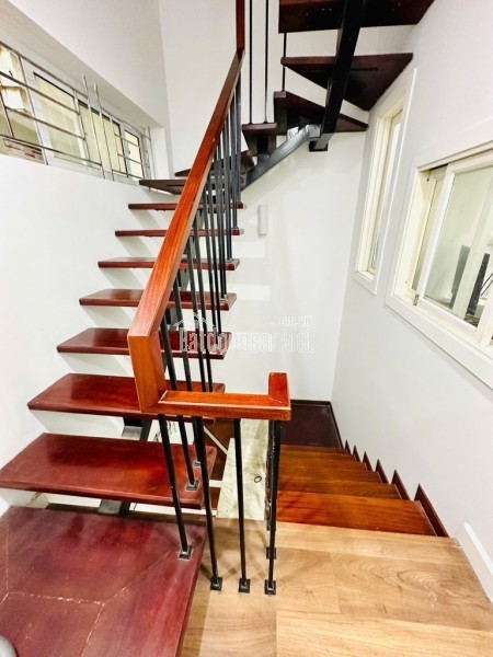 CĂN GÓC 2 MẶT THOÁNG – MẶT TIỀN SIÊU RỘNG – NHÀ ĐẸP DÂN XÂY – TRUNG TÂM CẦU GIẤY 💥
