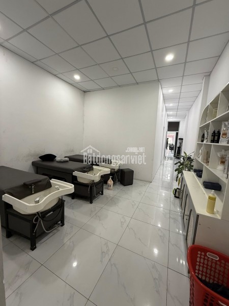 Cần sang nhượng salon tại 172a Tân Kỳ Tân Quý, p Sơn Kỳ, q Tân Phú