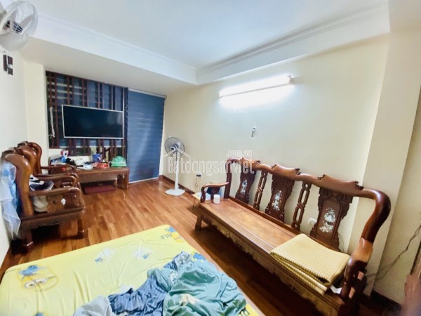 HIẾM NHÀ NGUYỄN LÂN-PHÂN LÔ-Ô TÔ-GẦN HỒ- 43M-5T GIÁ 7,45 TỶ