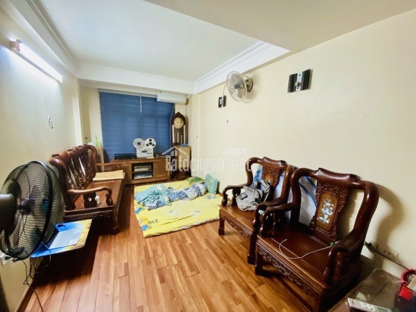 HIẾM NHÀ NGUYỄN LÂN-PHÂN LÔ-Ô TÔ-GẦN HỒ- 43M-5T GIÁ 7,45 TỶ