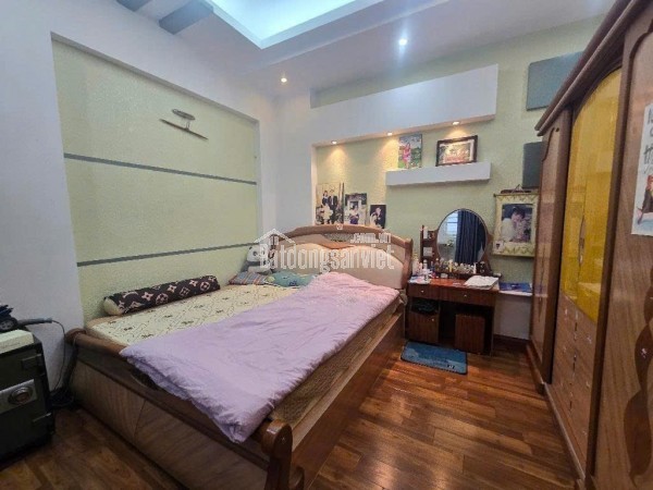 BÁN NHÀ PHÂN LÔ VIP NGÕ 89 LẠC LONG QUÂN CẦU GIẤY 88M2 x 3T MT 4M OTO ĐỖ CỔNG GIÁ 17,5 TỶ