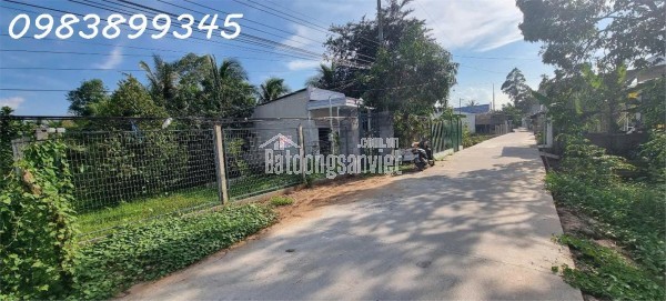 Nhà Phố Liền Kề Ven Hồ Chí Minh Giá Tốt