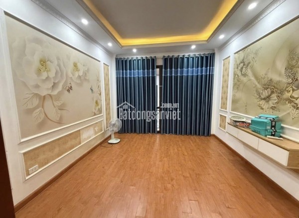 Bán nhà ô tô vào tại Đông Dư Gia lâm xây 4 tầng đủ nội thất hơn 4 tỷ