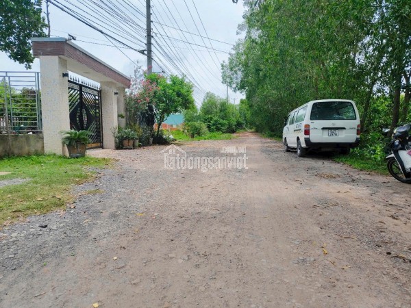 Lô đất đường nhựa ngay TT. Hậu Nghĩa, gần chợ, trường, TTHC