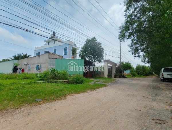 Lô đất đường nhựa ngay TT. Hậu Nghĩa, gần chợ, trường, TTHC
