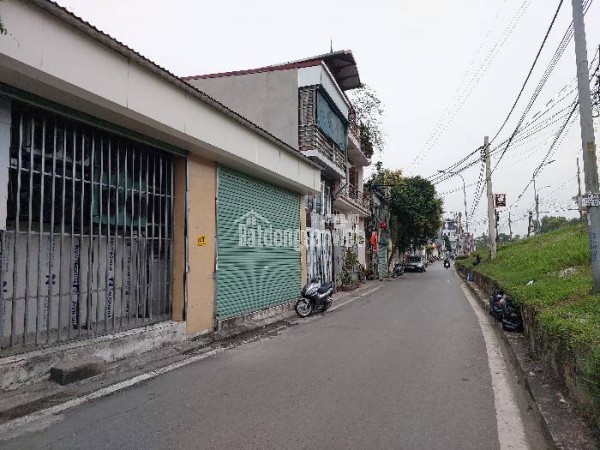 BÁN NHÀ BỒ ĐỀ 15 tỷ 55m NGÕ THÔNG Ô TÔ,SÁT MẶT PHỐ,LONG BIÊN HÀ NỘI