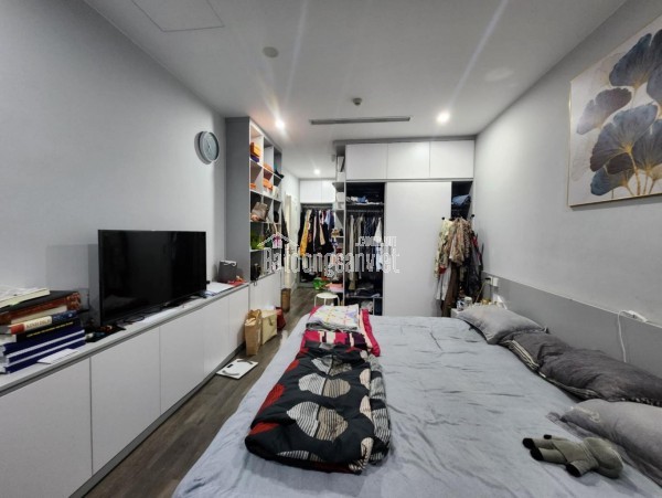 (Tin thật 100%) Bán nhà đẹp tại mặt phố Yên Phụ 59m2 x 8 tầng - Cho thuê 1 tỷ/năm - View hồ tây