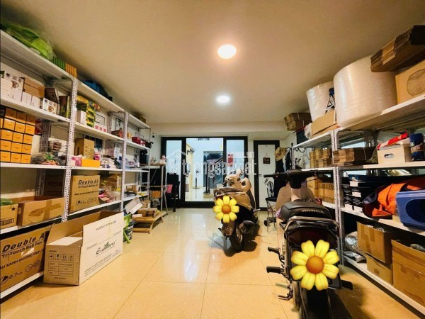 GIA ĐÌNH CẦN BÁN 98M2, 5 TẦNG, GIÁ 20 TỶ. HOÀNG VĂN THÁI, THANH XUÂN