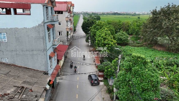 4 Lô full thổ cư diện tích từ 66 - 76m2 oto vào tận đất, Cách trục chính 15m