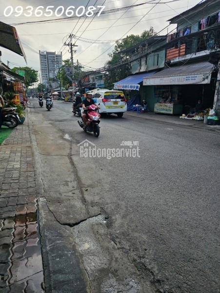 CĂN HỘ DỊCH VỤ NGAY MẶT TIỀN ĐƯỜNG BÙI VĂN BA TRUNG TÂM QUẬN 7 NGANG 6mx DÀI 25m HIỆN TẠI THU 35