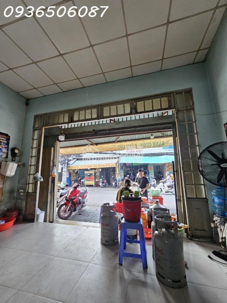 CĂN HỘ DỊCH VỤ NGAY MẶT TIỀN ĐƯỜNG BÙI VĂN BA TRUNG TÂM QUẬN 7 NGANG 6mx DÀI 25m HIỆN TẠI THU 35
