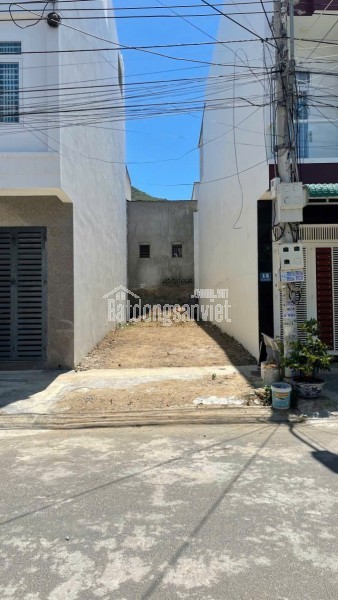 Cần bán Căn Shop House Ct2 Phước Hải - Tố Hữu - Tỉnh Khánh Hoà
Diện tích sàn : 183 m2
Giá bán