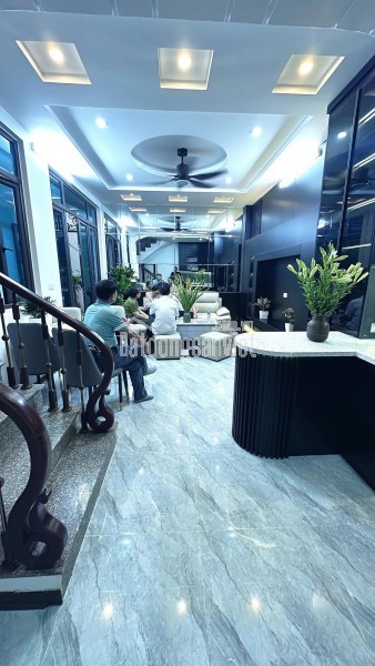 bán nhà  Xã Đàn2. 34/37m2, 5 tầng. mặt tiền5m. giá đẹp  8.25 tỷ Đống Đa Hà Nội