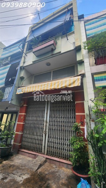 Phú Nhuận, sát mặt tiền - 40m2 - 6,45Tỷ TL