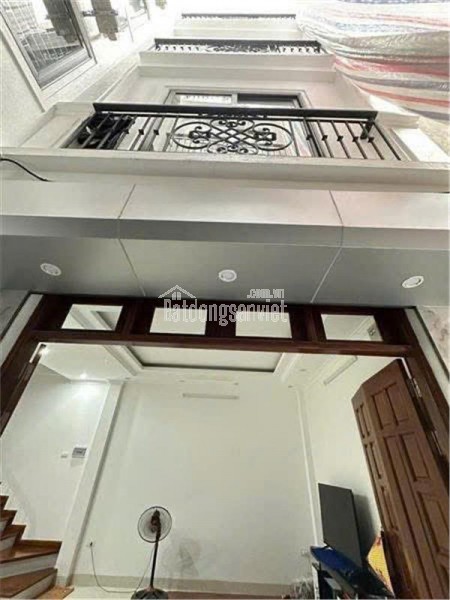 NHÀ MỚI PHỐ LÊ THANH NGHỊ, GẦN Ô TÔ 3 BƯỚC TỚI ĐH BÁCH KHOA ,KINH TẾ- XÂY DỰNG VÀ CÁC BỆNH VIỆN
