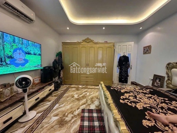 🔥 SIÊU PHẨM NHÀ ĐẸP ĐỊNH CÔNG, HOÀNG MAI 🔥
📐 Diện tích: 80m² – Mặt tiền rộng 5m – Ô tô đỗ gần