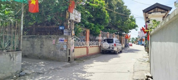 115 m vuông vắn lộc lá tại tai Cán Khê-xã Nguyên Khê -Đông Anh-10.5 tỷ